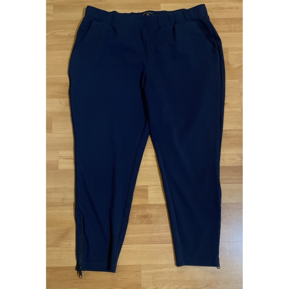 UNIVERSAL STANDARD Brand Sweatpants Ankle Zip Size M Navy Blue Pockets Stretch